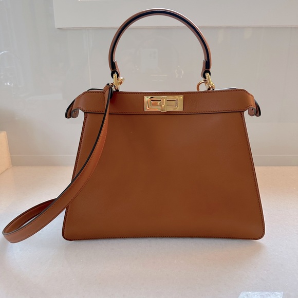 Fendi Peekaboo ISeeU Bag
Leather Medium / Brown - Picture 1 of 9